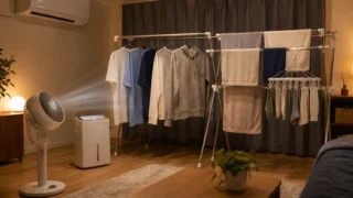 夜に部屋干ししても大丈夫？臭いと乾かない対策